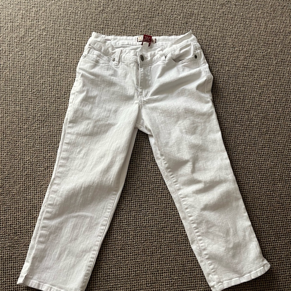 Blue House Drive denim cropped jeans